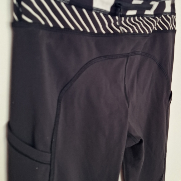 Lululemon Compression Running Pant - Picture 6 of 8
